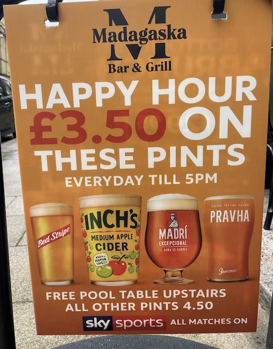 Madagaska Bar & Gril 4