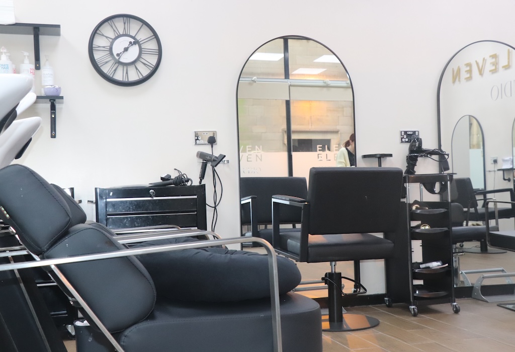 ELEVEN:ELEVEN Hair Studio 3